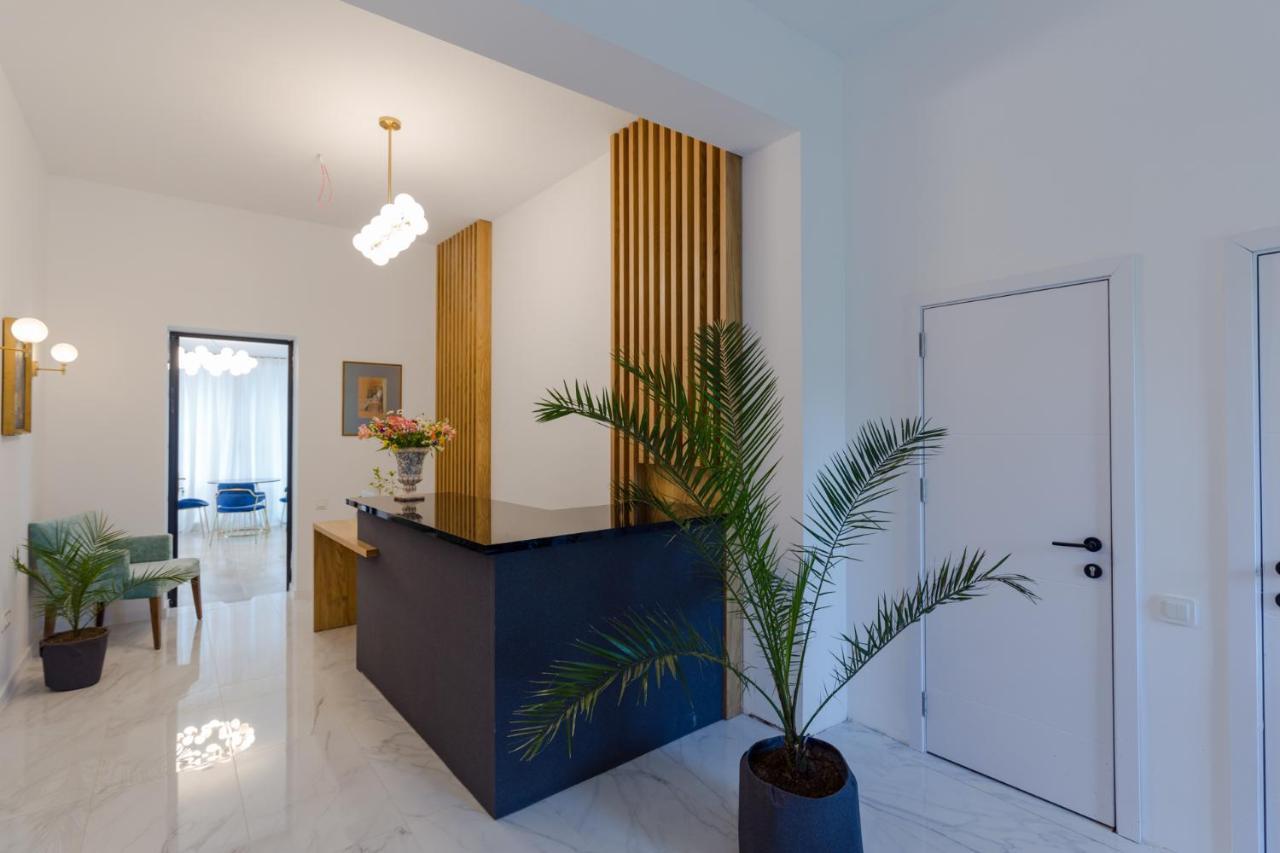 Hotel Lifetime Μπατούμι Εξωτερικό φωτογραφία