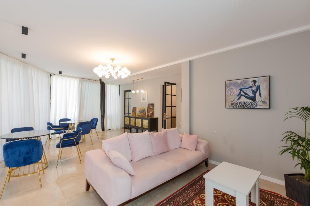 Hotel Lifetime Μπατούμι Εξωτερικό φωτογραφία