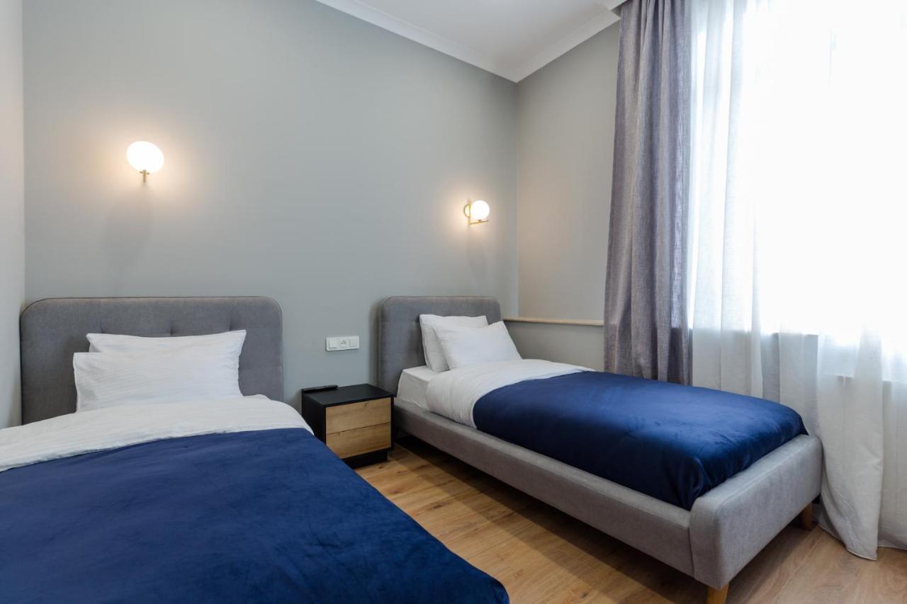 Hotel Lifetime Μπατούμι Εξωτερικό φωτογραφία