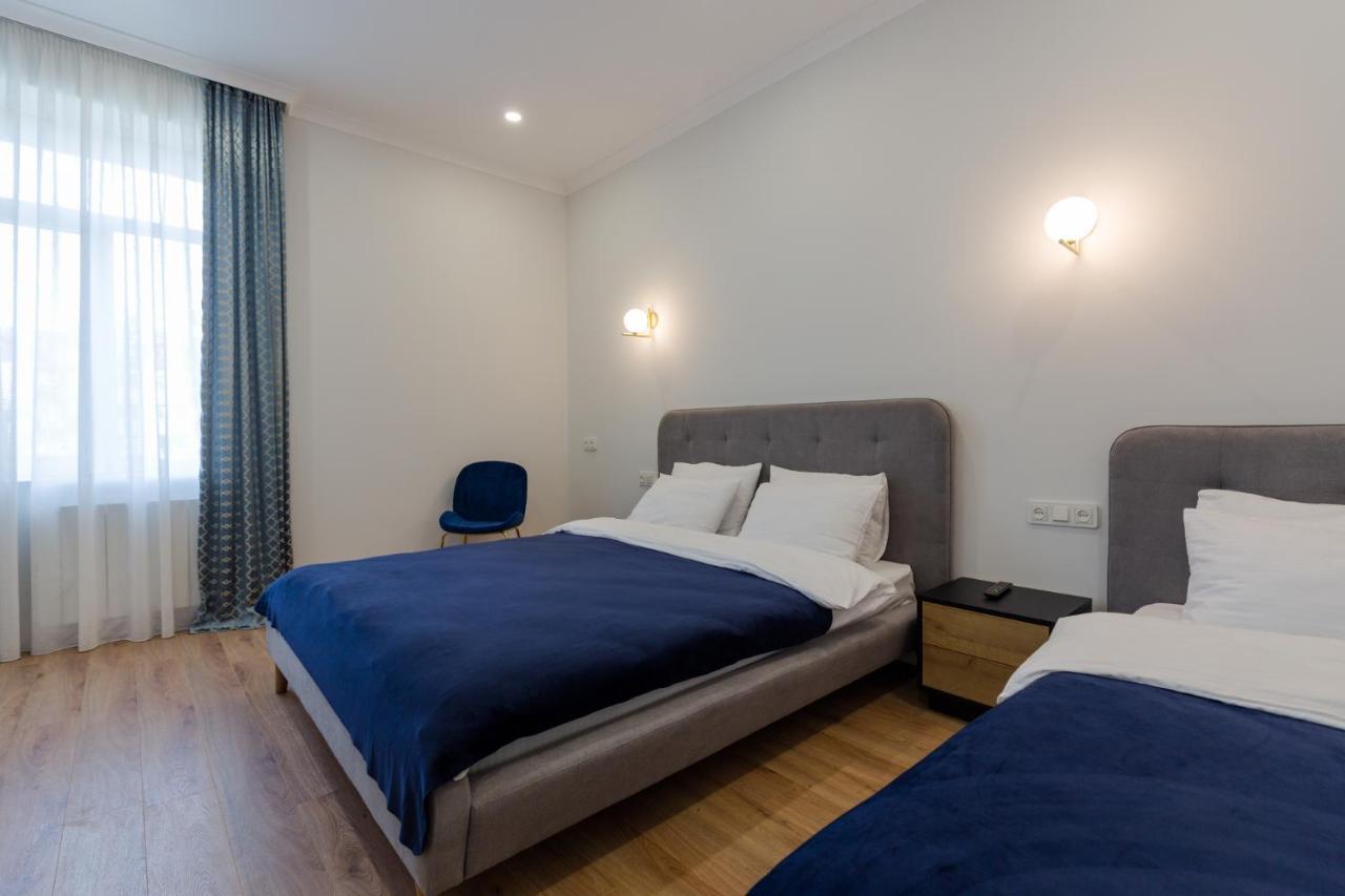 Hotel Lifetime Μπατούμι Εξωτερικό φωτογραφία