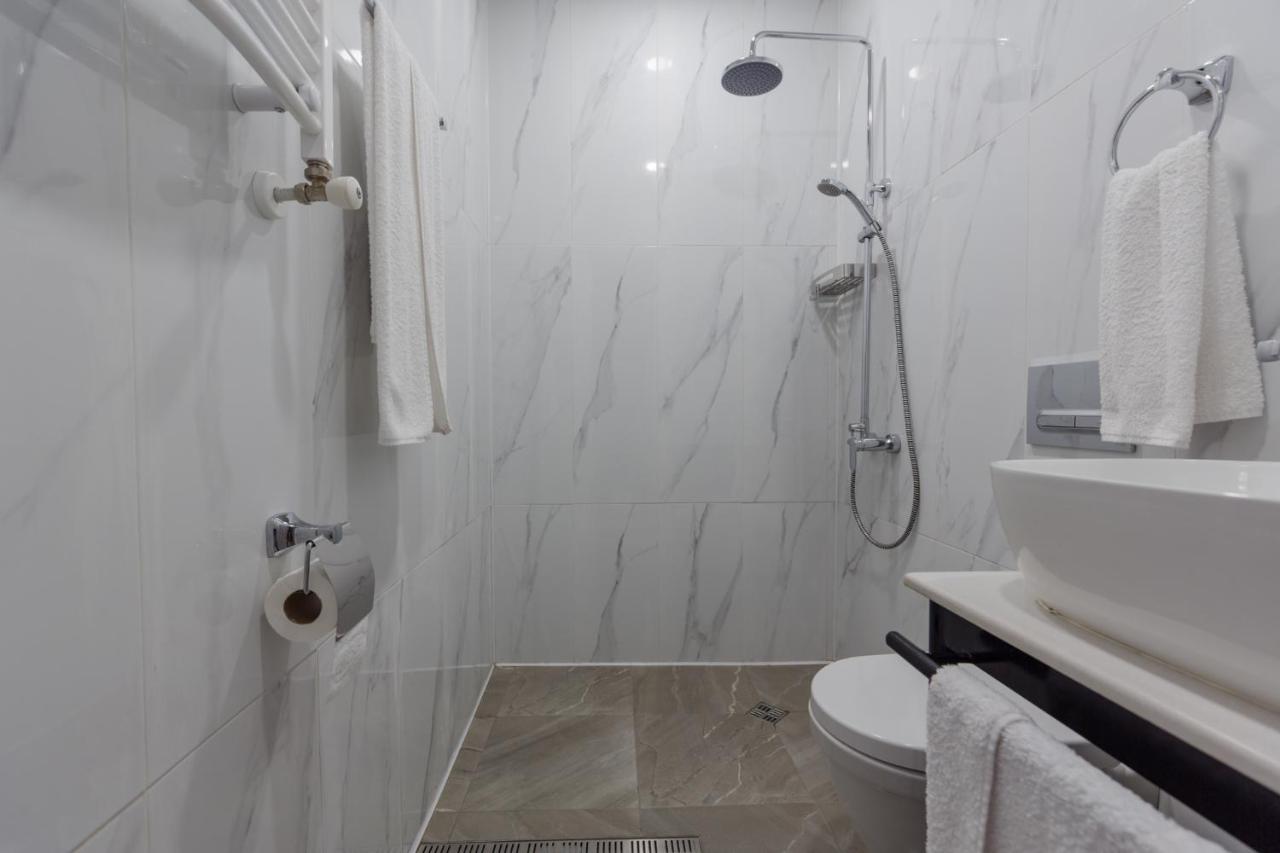 Hotel Lifetime Μπατούμι Εξωτερικό φωτογραφία